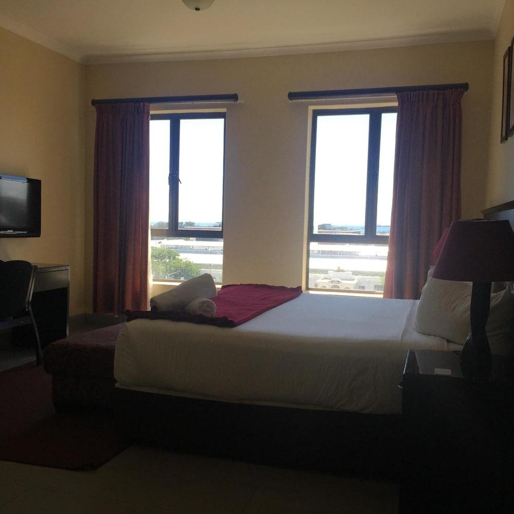 Grange Gardens Hotel Дърбан Екстериор снимка